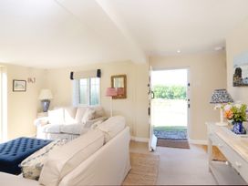 Keepers Cottage - Hampshire - 1121054 - thumbnail photo 8