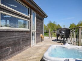 7 Meadow Retreat - Cornwall - 1121203 - thumbnail photo 2