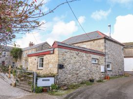 Larch Barn - Cornwall - 1121493 - thumbnail photo 2