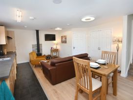 Mountview Annex -  - 1121708 - thumbnail photo 6