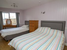 1 St. Marys Court - South Wales - 1122517 - thumbnail photo 14