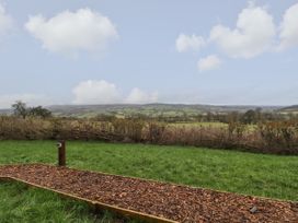 Ingleborough - Yorkshire Dales - 1122619 - thumbnail photo 14