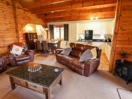 Avocet Lodge - Lincolnshire - 1122889 - thumbnail photo 3