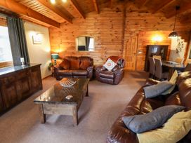 Avocet Lodge - Lincolnshire - 1122889 - thumbnail photo 5