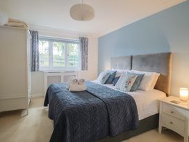 Rainbow View - Somerset & Wiltshire - 1122892 - thumbnail photo 16