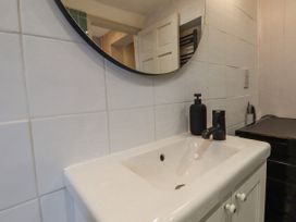 Castle Cottage - Kent & Sussex - 1122951 - thumbnail photo 20