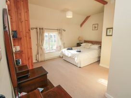 The Farmhouse - North Farm - North Yorkshire (incl. Whitby) - 1123584 - thumbnail photo 10