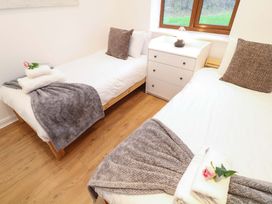 Lodge 7 - Lincolnshire - 1123771 - thumbnail photo 16