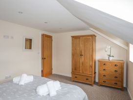 The Farm House - Anglesey - 1124082 - thumbnail photo 37