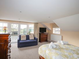 The Farm House - Anglesey - 1124082 - thumbnail photo 40