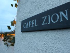 Capel Zion - Anglesey - 1124114 - thumbnail photo 4