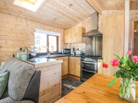 Pinecone Cabin - Hampshire - 1124122 - thumbnail photo 10