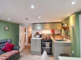 The Apartment at Mulgrave House - North Yorkshire (incl. Whitby) - 1124161 - thumbnail photo 6