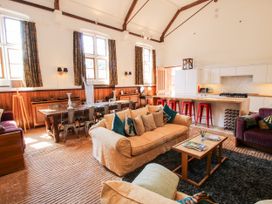 Talbot Lodge - Peak District - 1124358 - thumbnail photo 5