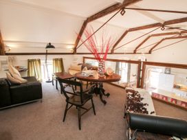 Talbot Lodge - Peak District - 1124358 - thumbnail photo 19