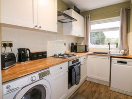 The Crooked Cottage - Peak District - 1124448 - thumbnail photo 6