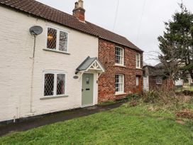 Thames Cottage - North Yorkshire (incl. Whitby) - 1125085 - thumbnail photo 1
