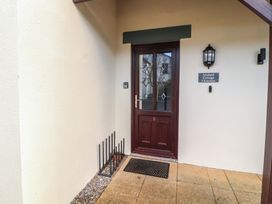 Front door and entrance of Mallard Cottage in Penrith