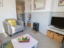 1 Tulse Hill Cottages - Isle of Wight & Hampshire - 1125141 - thumbnail photo 4