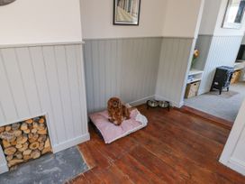 1 Tulse Hill Cottages - Isle of Wight & Hampshire - 1125141 - thumbnail photo 21