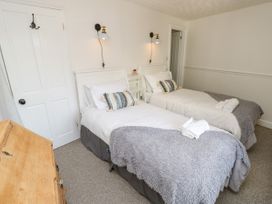 1 Tulse Hill Cottages - Isle of Wight & Hampshire - 1125141 - thumbnail photo 17