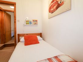Poppy Cottage - Peak District - 1125341 - thumbnail photo 14