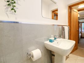 Poppy Cottage - Peak District - 1125341 - thumbnail photo 17
