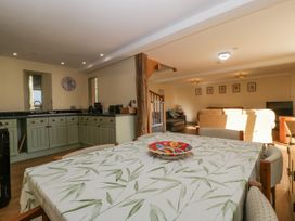 Pen-Croeslan Bach - Mid Wales - 1125634 - thumbnail photo 3