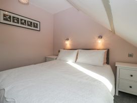 Pen-Croeslan Bach - Mid Wales - 1125634 - thumbnail photo 18
