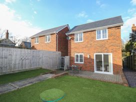 Holly Cottage - Isle of Wight & Hampshire - 1125740 - thumbnail photo 28