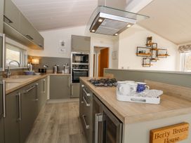 Amberwood 42 - Hampshire - 1125841 - thumbnail photo 8