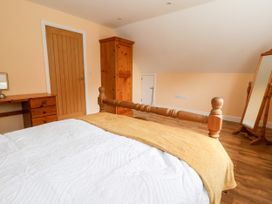 Lilling Green - North Yorkshire (incl. Whitby) - 1125907 - thumbnail photo 11