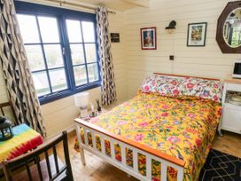 Dyffryn Lodge - South Wales - 1126146 - thumbnail photo 9