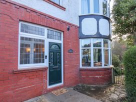 Stakesby Villa Whitby - North Yorkshire (incl. Whitby) - 1126149 - thumbnail photo 2