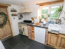 Rustic Period Country Farmhouse - South Wales - 1126255 - thumbnail photo 11