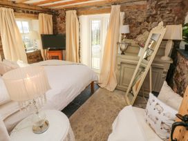Rustic Period Country Farmhouse - South Wales - 1126255 - thumbnail photo 16