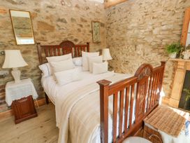 Rustic Period Country Farmhouse - South Wales - 1126255 - thumbnail photo 20