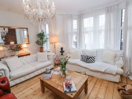 Stunning Large Victorian Townhouse - South Wales - 1126257 - thumbnail photo 5