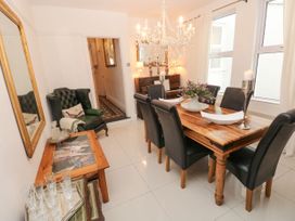 Stunning Large Victorian Townhouse - South Wales - 1126257 - thumbnail photo 7