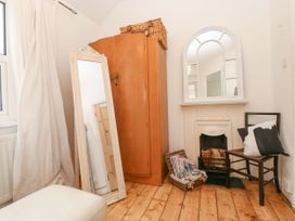 Stunning Large Victorian Townhouse - South Wales - 1126257 - thumbnail photo 23