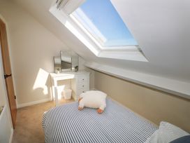 Piglet Cottage - South Wales - 1126282 - thumbnail photo 23