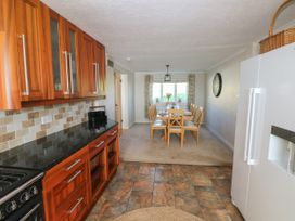 Piglet Cottage - South Wales - 1126282 - thumbnail photo 9