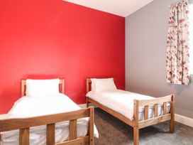 The Cottage - Peak District - 1126543 - thumbnail photo 14