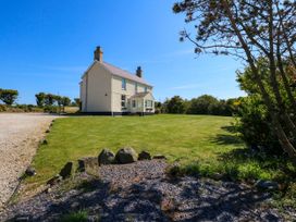 Ael Y Fron - North Wales - 1126566 - thumbnail photo 1