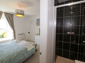 Ael Y Fron - North Wales - 1126566 - thumbnail photo 23
