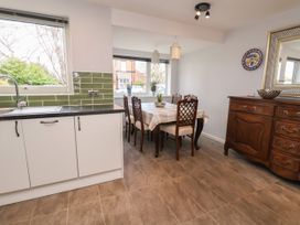 28 Waterloo - North Wales - 1126581 - thumbnail photo 6
