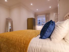 Everley - North Yorkshire (incl. Whitby) - 1126817 - thumbnail photo 15