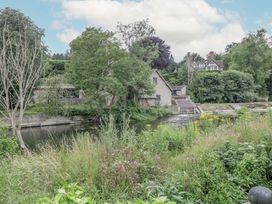 Kingfisher - Shropshire - 1127254 - thumbnail photo 30