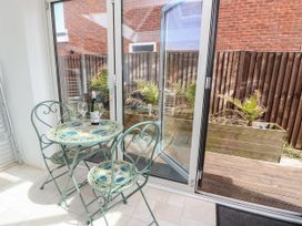 Seaside Haven - Hampshire - 1127878 - thumbnail photo 8