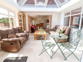 Seaside Haven - Hampshire - 1127878 - thumbnail photo 9